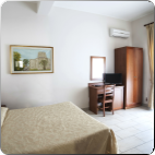 Camera tripla B&B Centrale